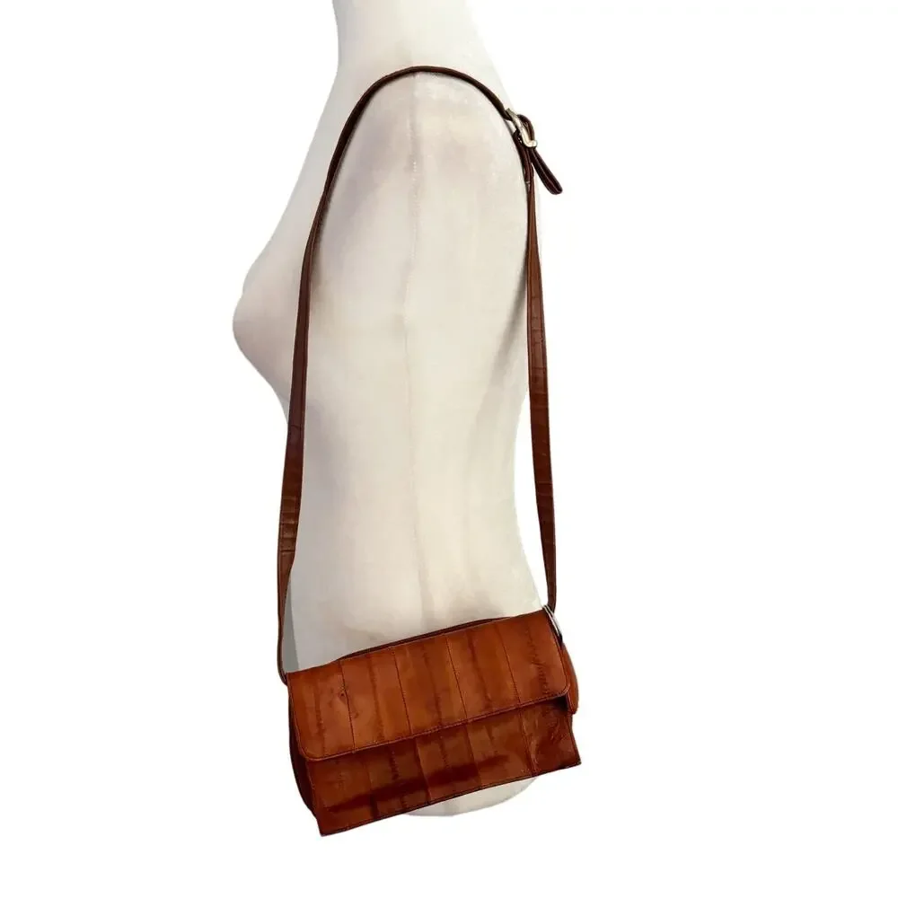 Vintage Lee Sands Eel Skin Wallet Shoulder Bag Brown